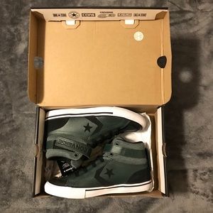 NWT Converse pro blaze strap hi, Size 3.